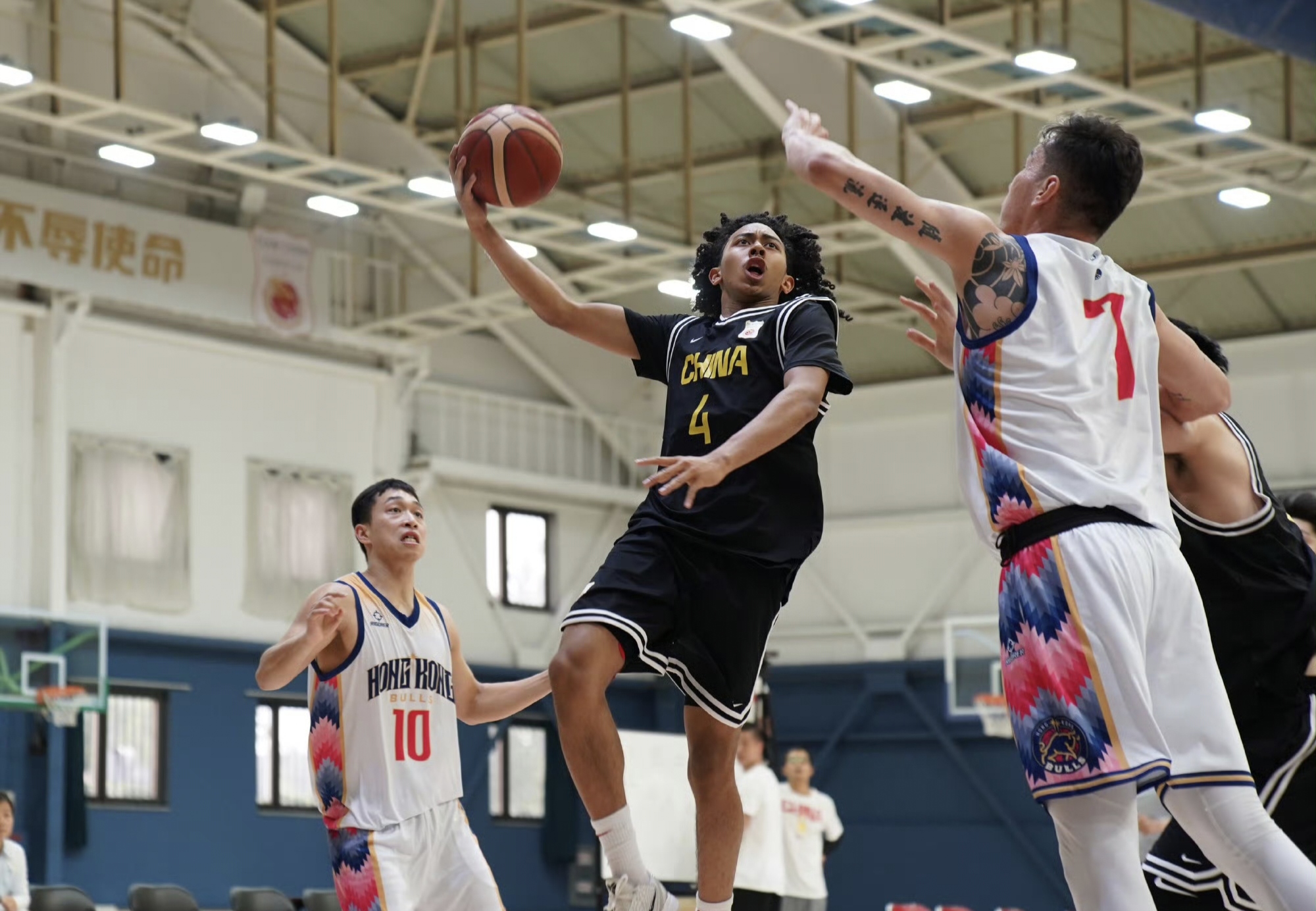 leyu 穿进赛博游戏完结txt 